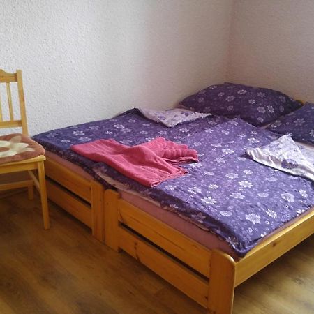 Penzion Apartmany Becov Bečov nad Teplou Eksteriør billede