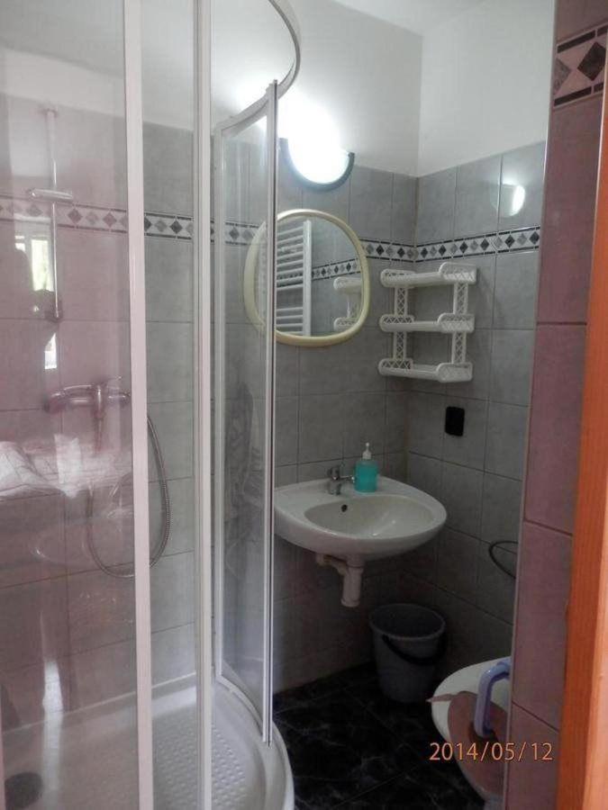 Penzion Apartmany Becov Bečov nad Teplou Eksteriør billede