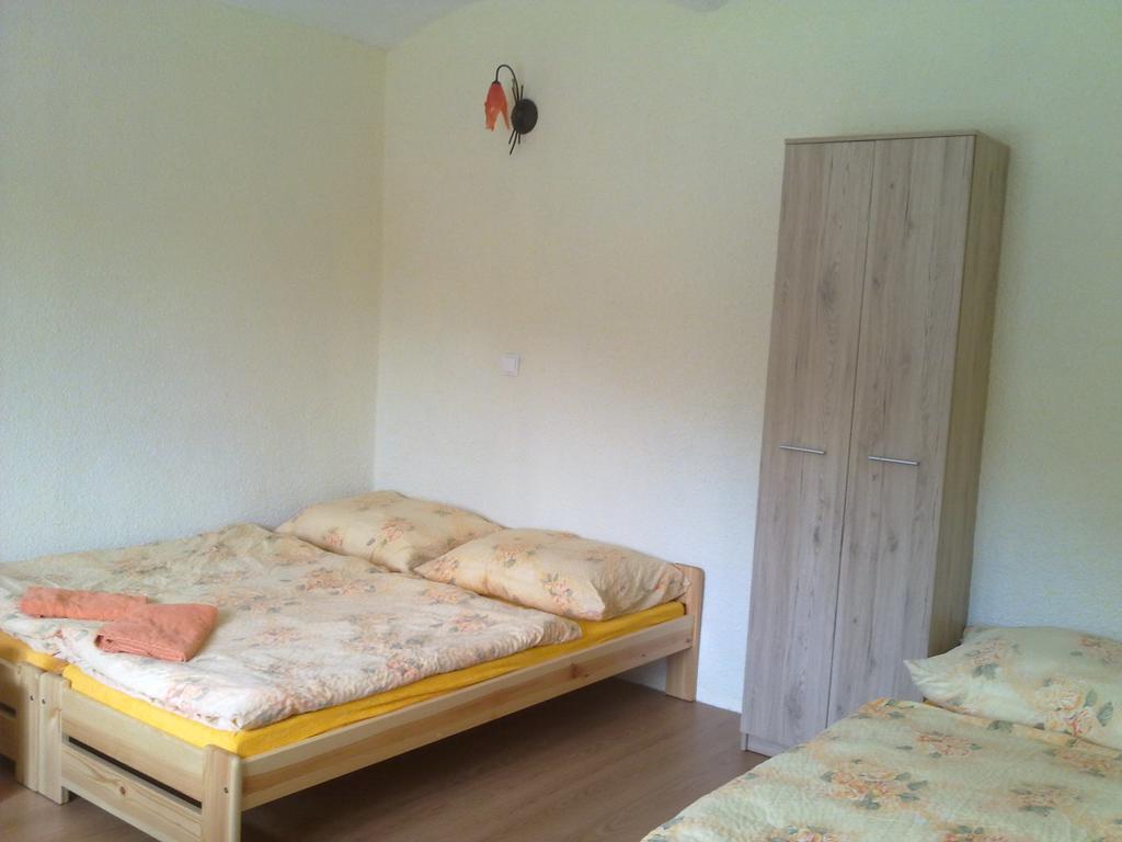 Penzion Apartmany Becov Bečov nad Teplou Eksteriør billede
